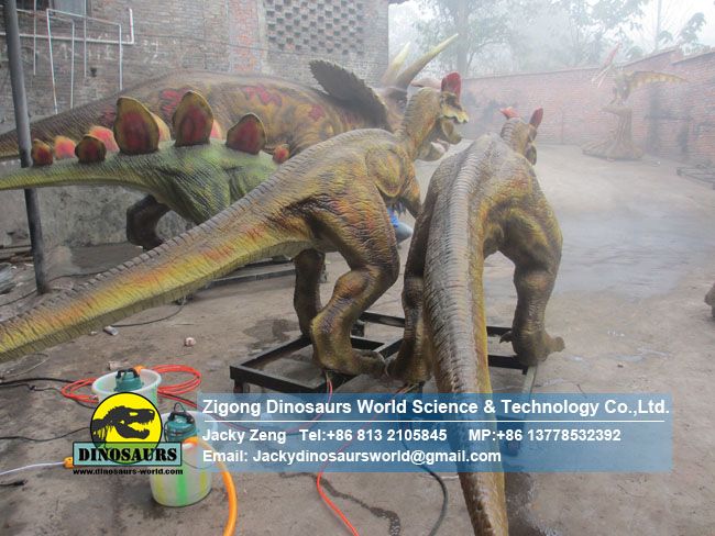 Funny dinosaur model Water Spitting Dilophosaurus DWE013-1