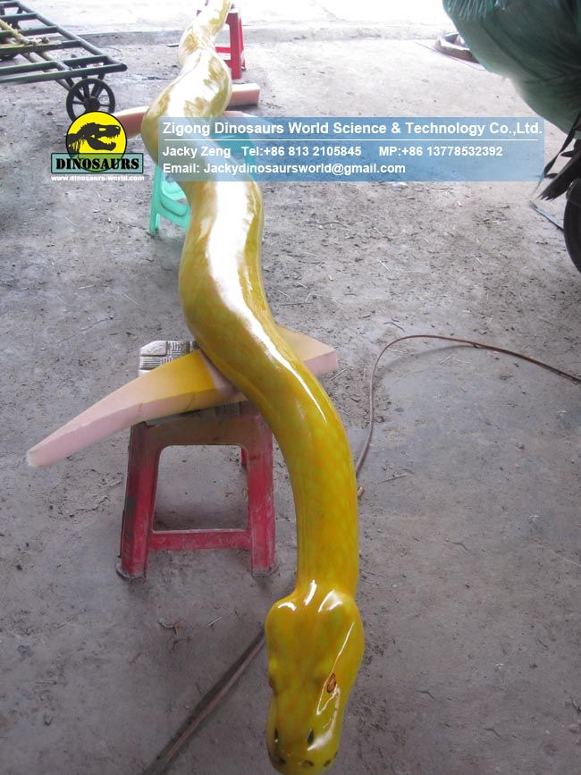 Fiberglass (patteraless)burmese python replica DWA138