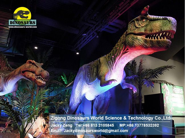 life size artificial dinosau Jurassic World Adult Carnotaurus DWD1493