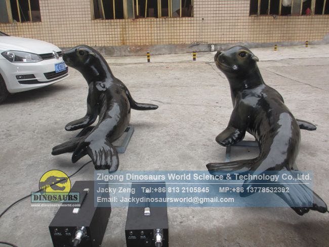 Large-scale simulation animatronics seals DWA149