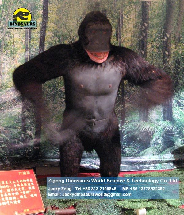 Animatronic animals orangutan/gorilla in exhibition DWA011
