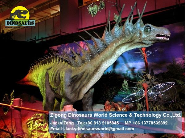 Artificial dinosaur for amusement park equipment (Amargasaurus) DWD106