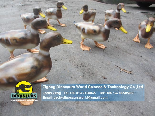 Realistic life size animal statues swimming duck DWA135