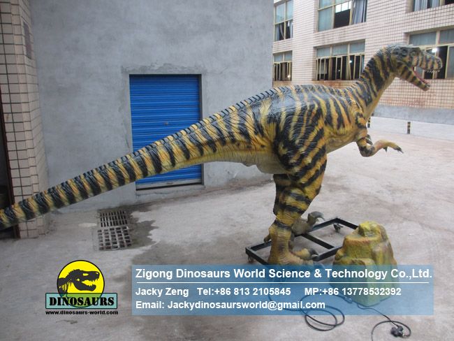 Jurassic world fierce carnivorous Animated Dinosaur Velocisaurus DWD208