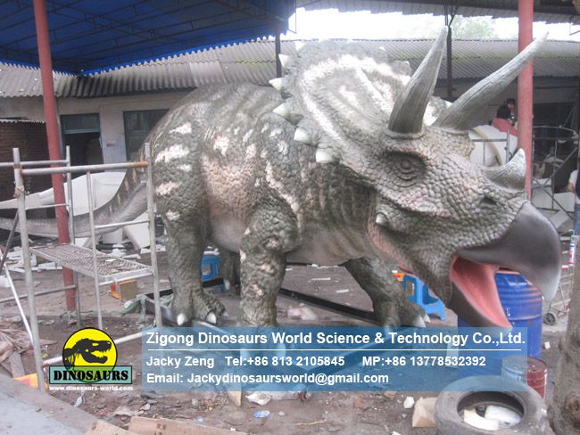 2015 Jurassic world​ fiberglass artificial triceratops DWD212