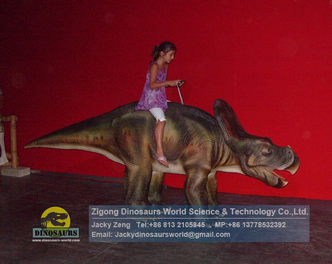 Walking Dinosaurs Ride For Children Protoceratops Model DWW006